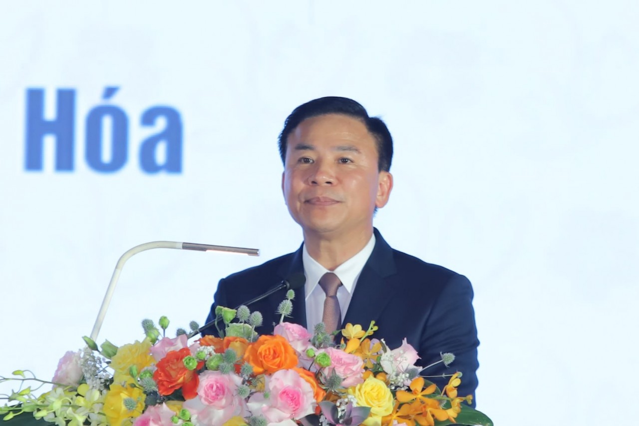 Bí thư tỉnh ủy tỉnh Thanh Hóa Đỗ Trọng Hưng phát biểu tại Hội nghị.