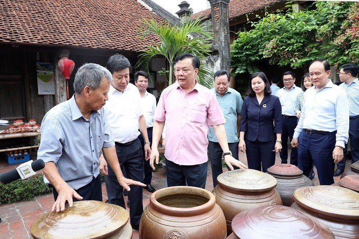 Phát huy di tích làng cổ Đường Lâm tạo động lực phát triển kinh tế - xã hội