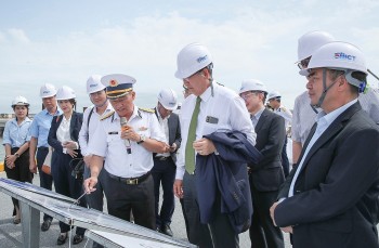 Tổng thư ký Tổ chức Hàng hải Thế giới đánh giá cao Việt Nam trong việc phát triển cảng biển