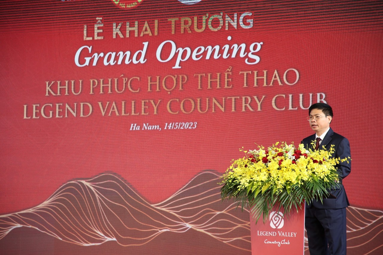 Ông Trương Quốc Huy, Phó bí thư Tỉnh ủy, Chủ tịch Ủy ban nhân dân tỉnh Hà Nam phát biểu tại sự kiện.
