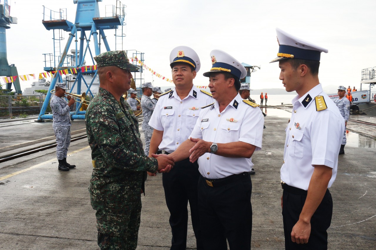 Tàu 015-Trần Hưng Đạo về nước, kết thúc thành công nhiệm vụ đối ngoại quốc phòng