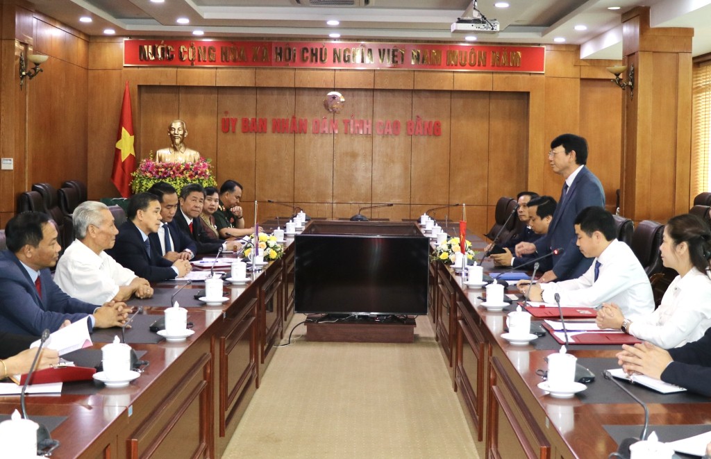 Lãnh đạo tỉnh tiếp xã giao Đại sứ đặc mệnh toàn quyền nước Cộng hòa dân chủ nhân dân Lào tại Việt Nam