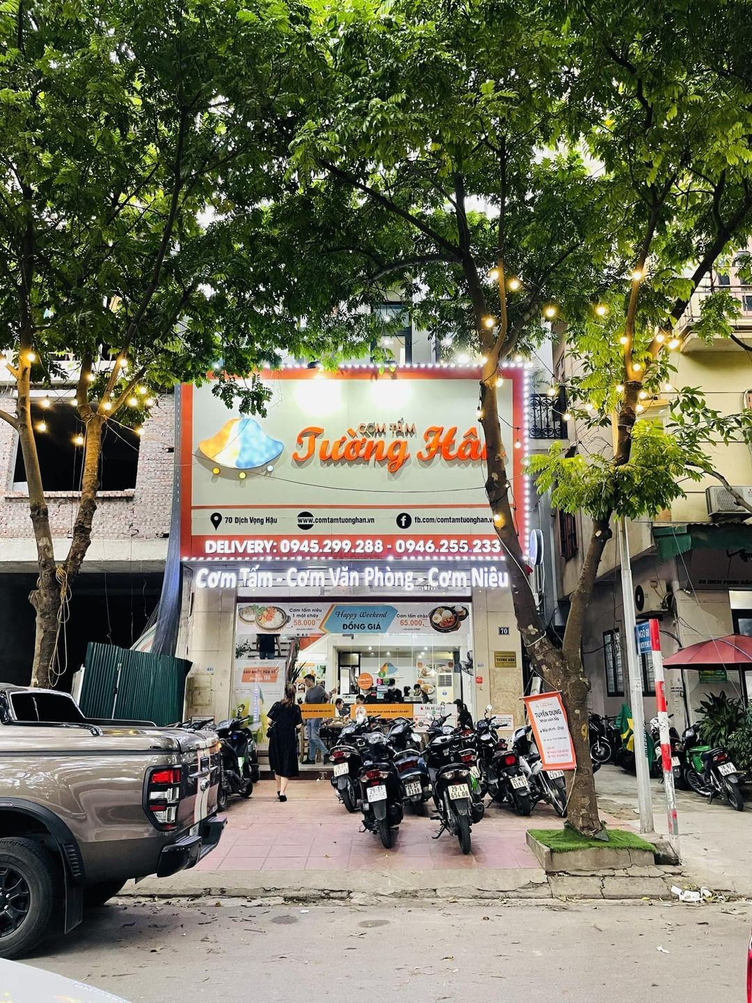 Quán cơm tấm Tường Hân ngày bán hơn 700 suất ở Hà Nội