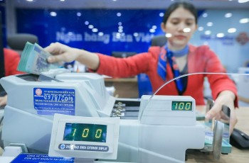 Kỳ vọng lãi suất huy động tiếp tục giảm Kỳ vọng lãi suất huy động tiếp tục giảm