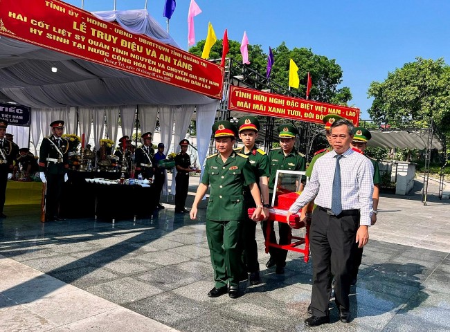 Quảng Trị tổ chức trọng thể lễ truy điệu và an táng 9 hài cốt liệt sĩ hy sinh ở chiến trường Lào