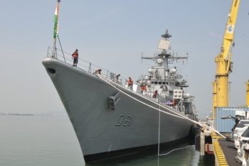Hai tàu khu trục của Hải quân Ấn Độ thăm xã giao Đà Nẵng