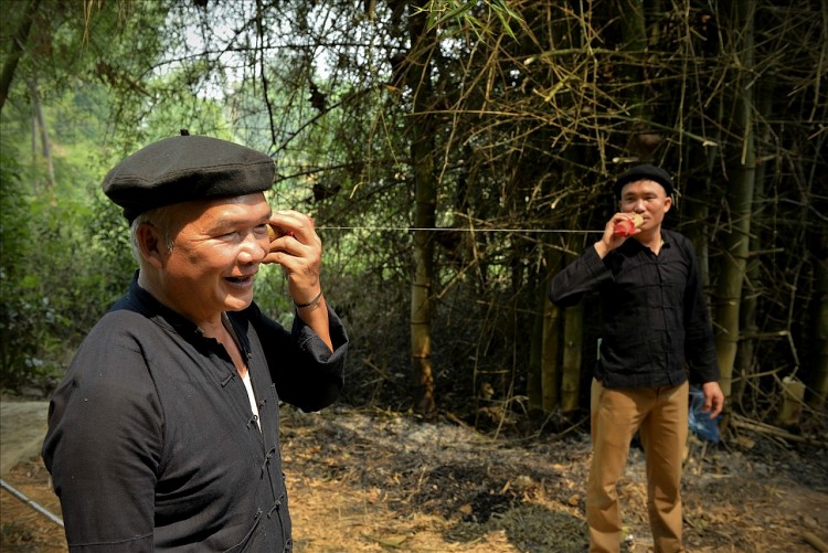Giá trị nhân văn trong nghệ thuật hát ống của người Pú Nả Giá trị nhân văn trong nghệ thuật hát ống của người Pú Nả