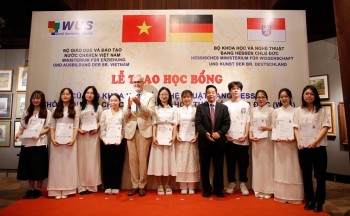 Bang Hessen, Đức trao 90 suất học bổng cho sinh viên Việt Nam