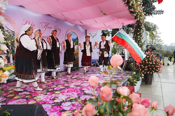 Lễ hội hoa hồng Bulgaria lần đầu tại Hà Nội