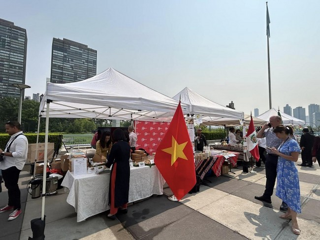 Việt Nam để lại ấn tượng đẹp tại Hội chợ văn hóa - ẩm thực LHQ năm 2023