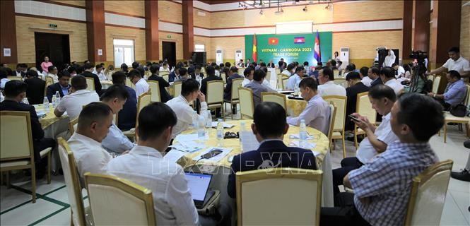 Doanh nghiệp Việt Nam được giới thiệu nhiều chính sách mới về đầu tư tại Campuchia