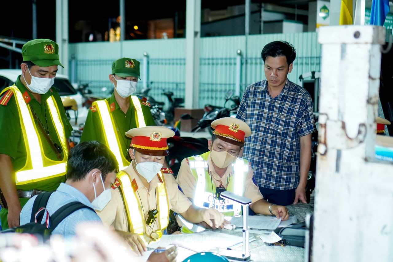 Cần Thơ đề ra 8 nhiệm vụ trọng tâm bảo đảm trật tự an toàn giao thông trong tình hình mới