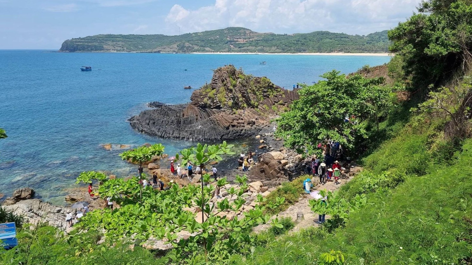 Ghềnh Đá Đĩa - biểu tượng du lịch Phú Yên