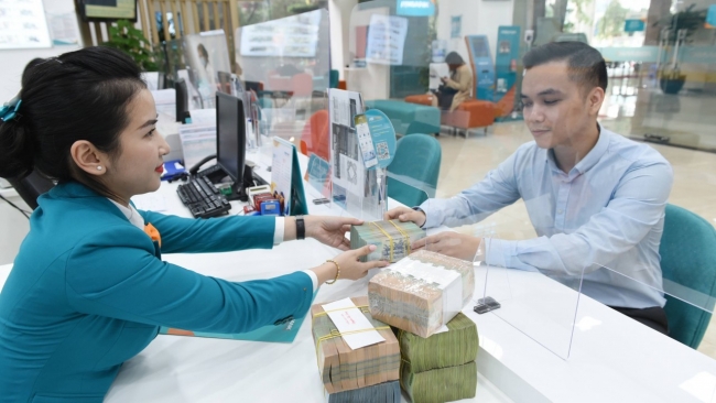 Lãi suất tiền gửi có thể giảm về 6,5%/năm trong năm nay?