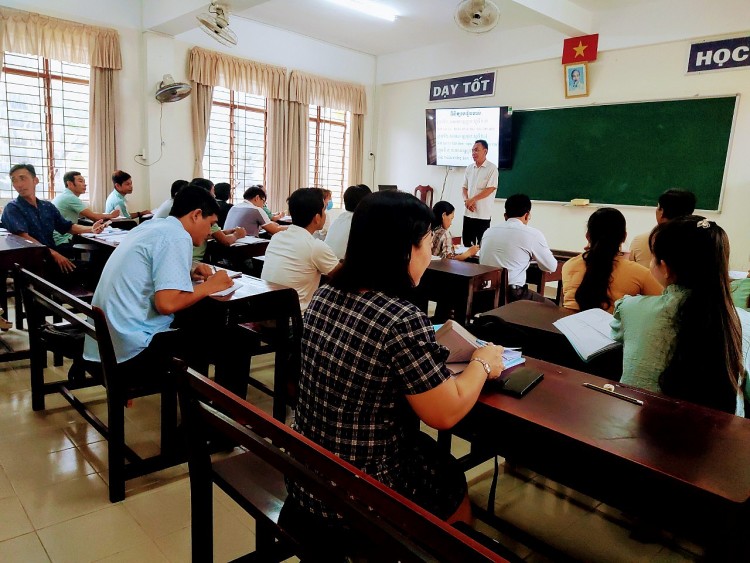 Hè sôi động của các lớp học chữ Khmer