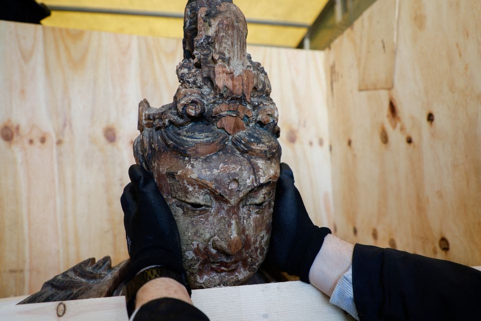 Tìm thấy tượng Phật bằng gỗ trị giá 1,1 triệu USD