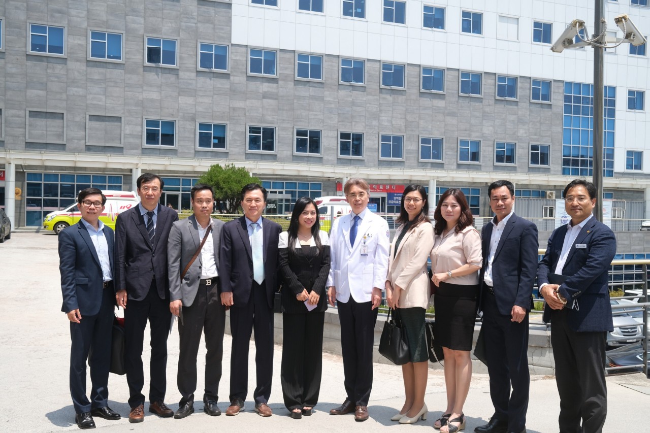 Hợp tác hỗ trợ y tế cho cộng đồng người Việt Nam tại Hàn Quốc