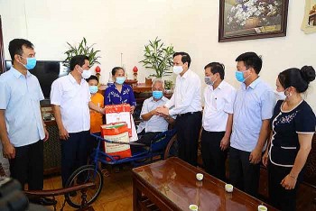 Hơn 400 tỷ đồng dành tặng người có công nhân dịp Ngày Thương binh - Liệt sĩ