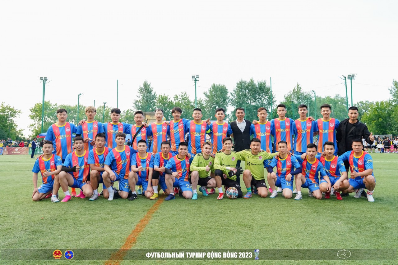 15 đội bóng tranh tài tại giải bóng đá cộng đồng người Việt Nam tại Nga