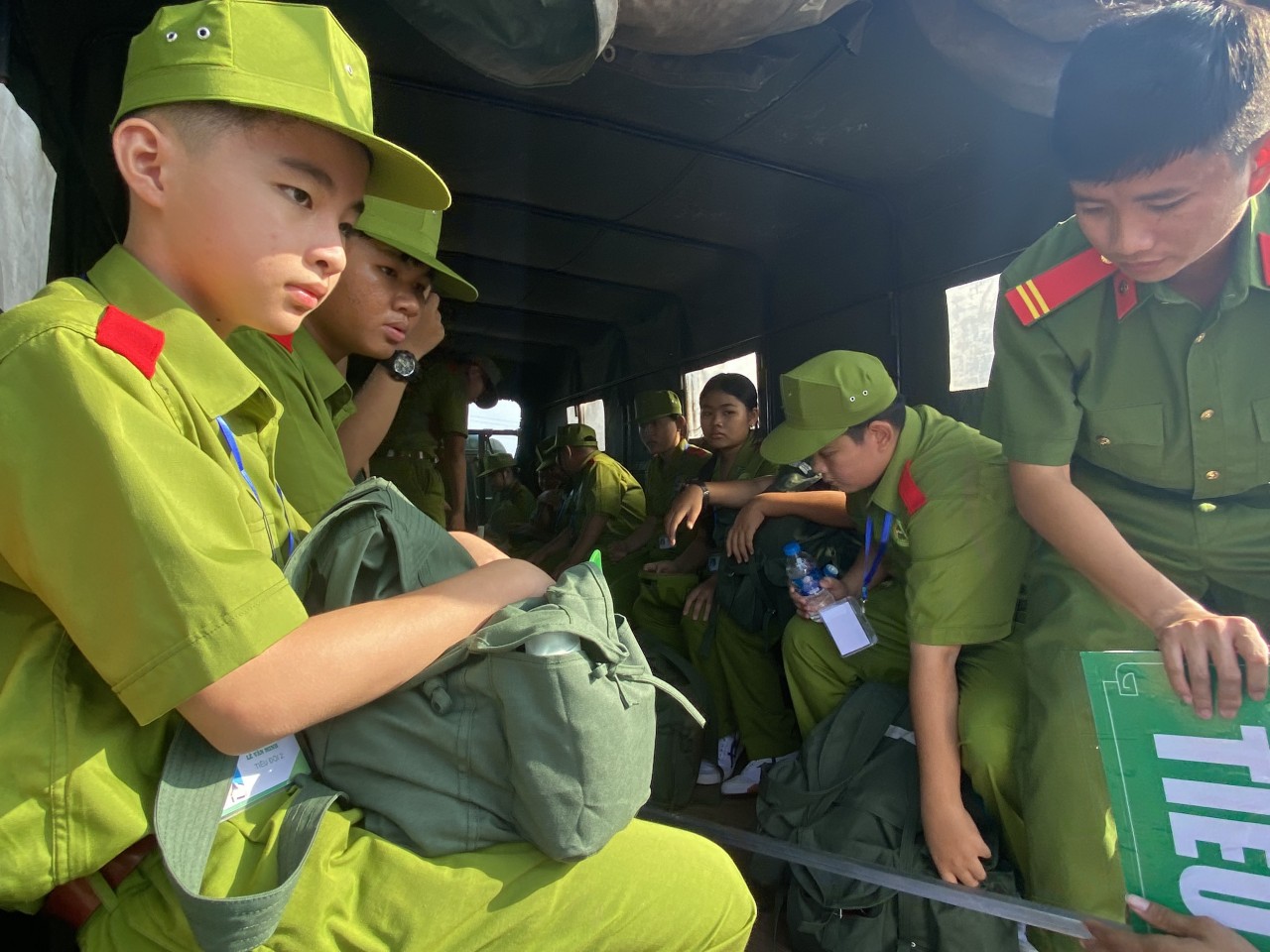 50 thanh, thiếu niên tham gia chương trình “Em làm chiến sĩ Công an nhân dân”