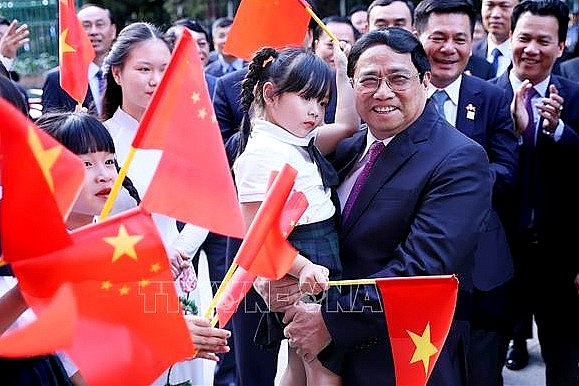 Thủ tướng Phạm Minh Chính gặp gỡ cộng đồng người Việt Nam tại Trung Quốc