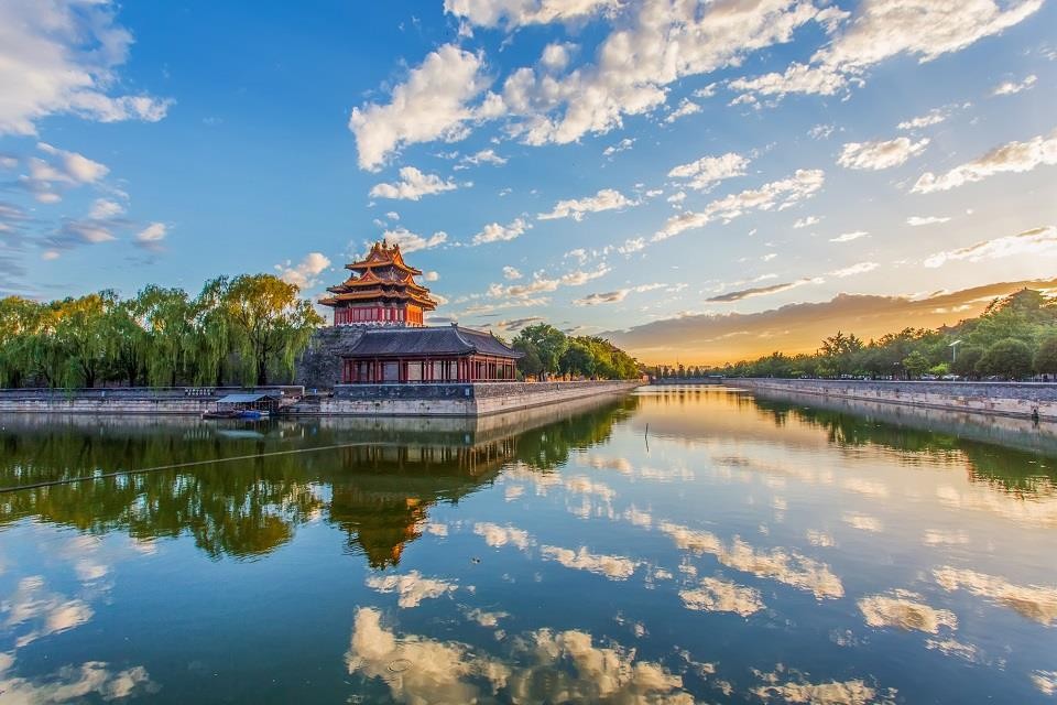 Di Hòa Viên nằm ở Bắc Kinh là một trong những kiệt tác của khu vườn hoàng gia cổ đại. (Ảnh: Viettravel) 