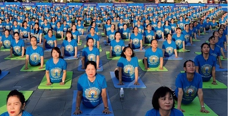 Phú Yên: 1.000 người tham gia đồng diễn chào mừng ngày Quốc tế Yoga 2023