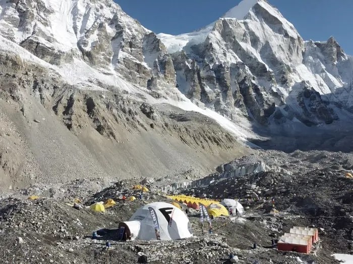 Furtenbach Adventures cung cấp gói 199.000 euro cho các chuyến đi Everest. (Ảnh: Furtenbach Adventures)