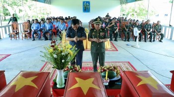 Bàn giao hài cốt quân tình nguyện Việt Nam hy sinh tại Campuchia