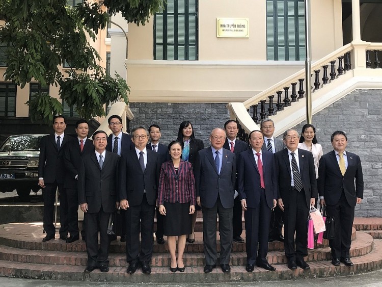 Ông Takebe Tsutomu, chính khách thầm lặng bắc cầu Nhật - Việt