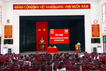 Đoàn đại biểu Quốc hội tỉnh Khánh Hòa tiếp xúc cử tri huyện Trường Sa