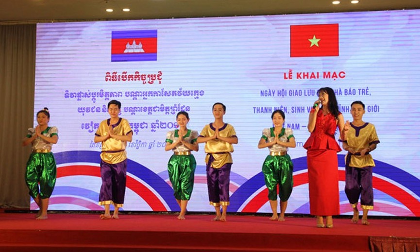 45 học bổng đi học tại Vương quốc Campuchia