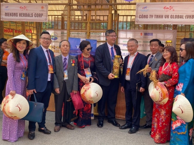 GS.TS Đặng Lương Mô: Cần tranh thủ nguồn kiều hồi từ Việt kiều hưu trí