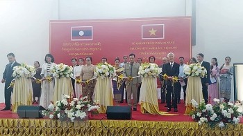 Đà Nẵng viện trợ xây dựng nhà đa năng Trường Hữu nghị Lào - Việt Nam tỉnh Savannakhet