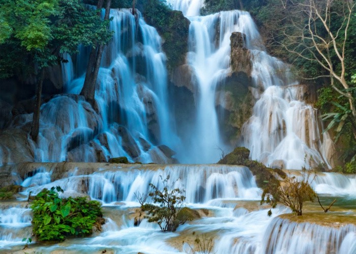 Độc đáo thác Kuang Si - hòn ngọc xanh lam tuyệt đẹp của đất nước triệu voi