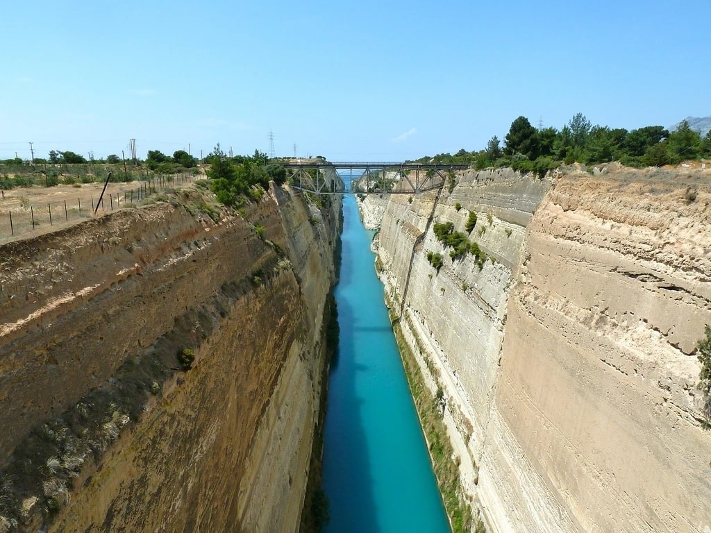 Hình ảnh kênh đào Corinth. (Ảnh: Culture Trip) 