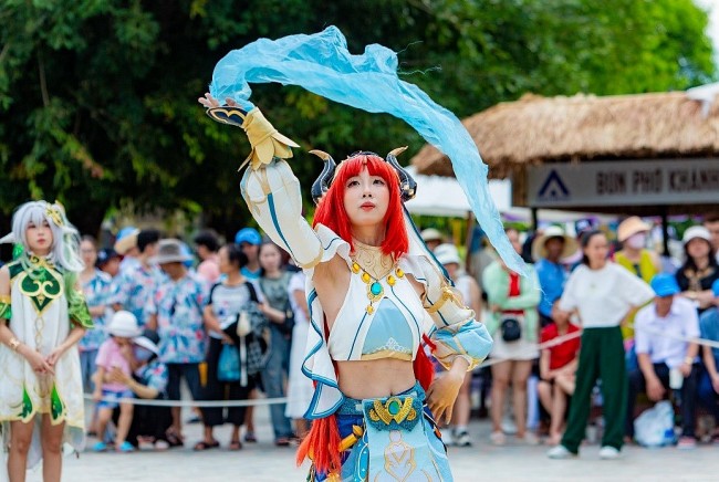 Top 5 trải nghiệm không thể bỏ lỡ của fan 8Wonder tại VinWonders Nha Trang
