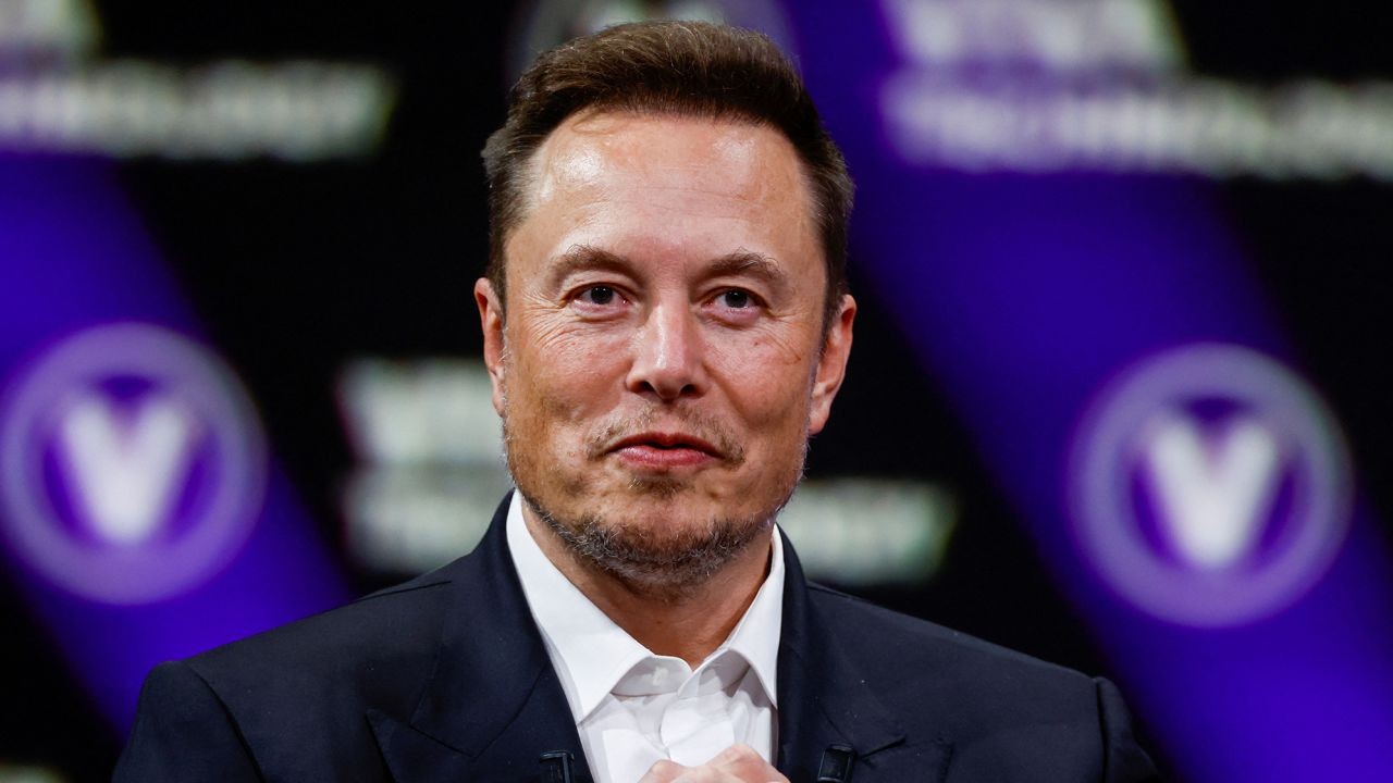 Elon Musk: Hành trình trở thành tỷ phú của thiên tài công nghệ