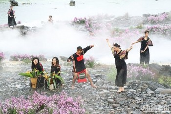 Đắk Lắk: Ấn tượng sắc màu thổ cẩm Tây Nguyên