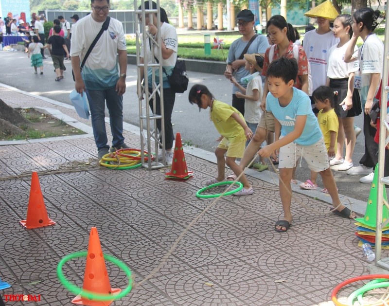 Sự quan tâm của cha mẹ góp phần bảo vệ trẻ em trước nguy cơ đuối nước