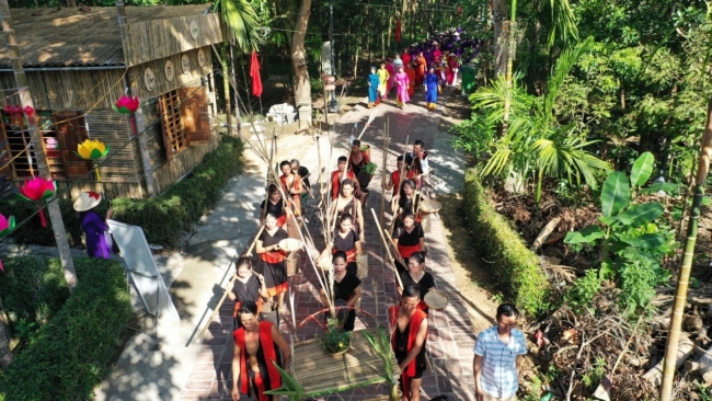 Độc đáo ngày hội làng cổ hơn 500 năm ở Thừa Thiên - Huế