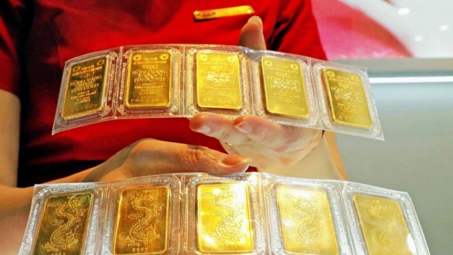 Tỷ giá đi lên, giá vàng đi ngang chờ… Fed