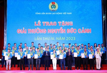 Tôn vinh 167 công nhân lao động có đề tài, sáng kiến, giải pháp kỹ thuật đem lại 2.787 tỷ đồng