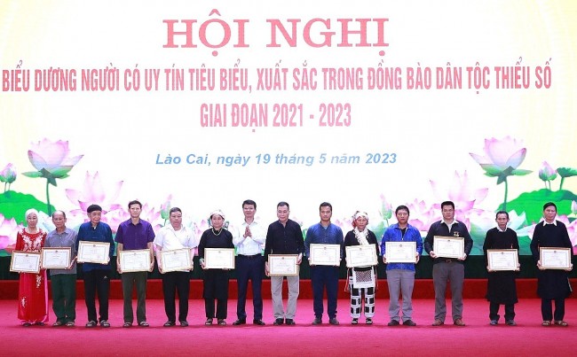 Phát huy vai trò người có uy tín trong đồng bào dân tộc thiểu số ở Lào Cai