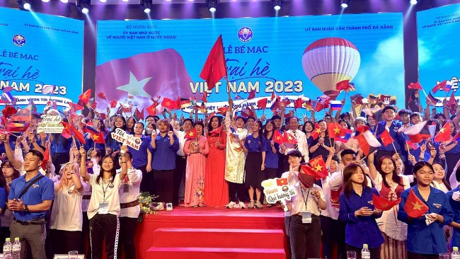 Bế mạc Trại hè Việt Nam 2023: Hãy giữ liên hệ để khoảng cách không còn là trở ngại