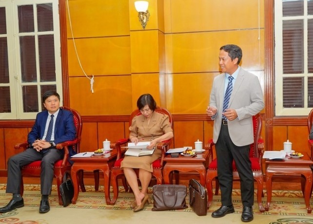 Ông Nguyễn Hoàng Long - Giám đốc Sở Kế hoạch và Đầu tư đề xuất các Dự án với JICA. (Ảnh: Tạp chí Diễn đàn Doanh nghiệp)