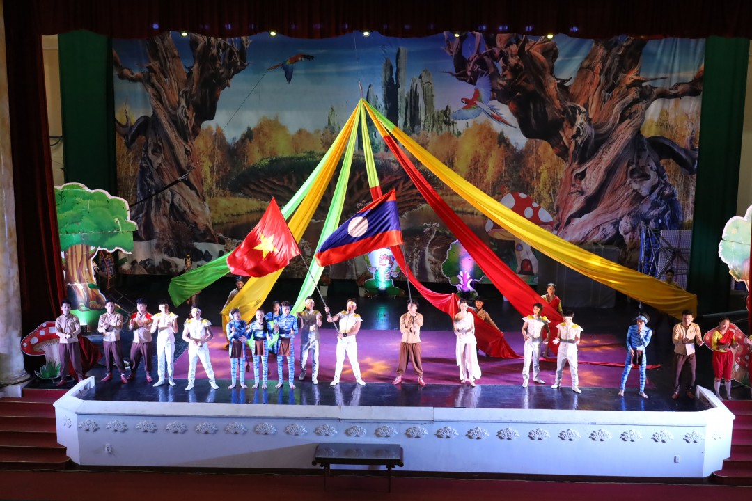 Ấn tượng chương trình xiếc Việt Nam - Lào