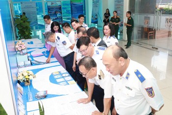 Vinh danh 28 tác phẩm về lực lượng cảnh sát biển Việt Nam