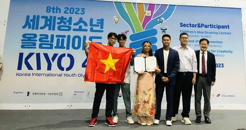 giành huy chương Vàng và giải Đặc biệt Cuộc thi Olympic Khoa học Quốc tế Hàn Quốc (KiYO 4I) 2023