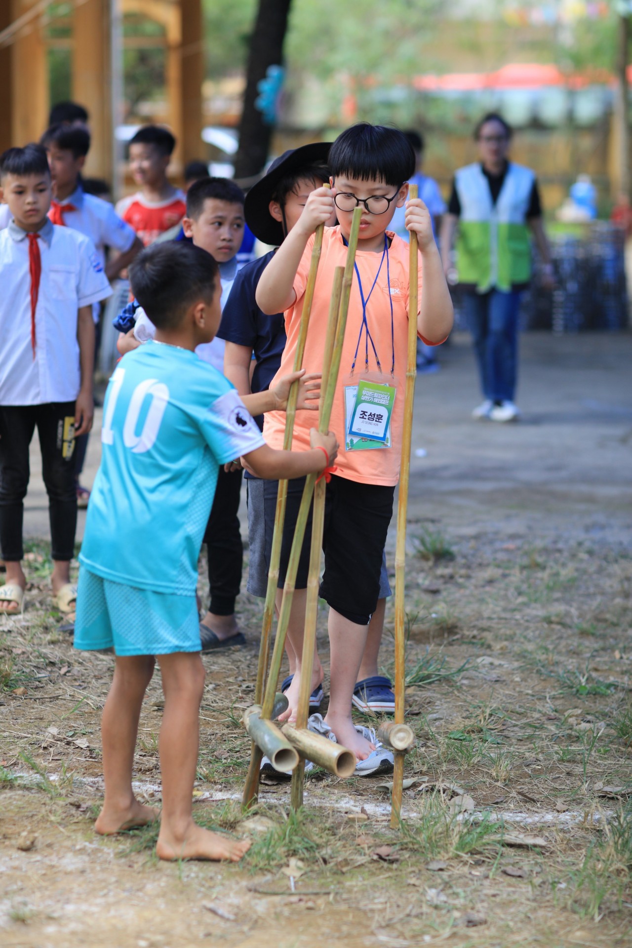 Học sinh Hàn Quốc giao lưu văn hóa với học sinh Việt Nam